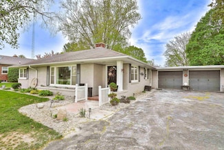 1203 Fisher Ave, Warsaw, IN 46580