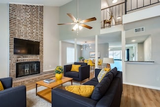 2520 Via Avenida, Carrollton, TX 75006