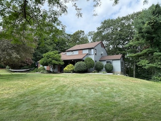 69 Tolland Farms Rd, Tolland, CT 06084