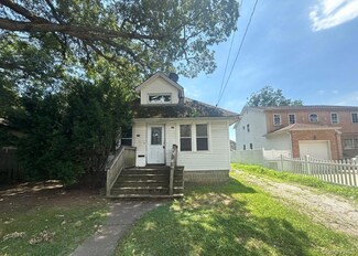 578 Seaman Ave, North Baldwin, NY 11510