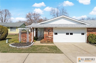 180 Mimosa Plaza Unit 180A, Monroe Township, NJ 08831