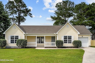 109 Cottonwood Ct, Jacksonville, NC 28546