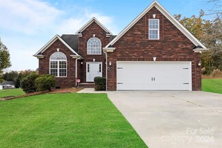 207 Dunnbrook Dr, Salisbury, NC 28146