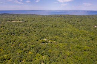 31 Tower Ln, Chilmark, MA 02535