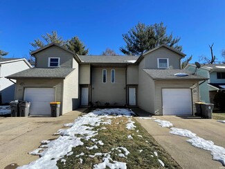 419 S Village Ct, Bloomington, IN 47403