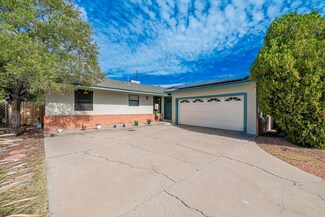 2805 19th St NW, Albuquerque, NM 87104