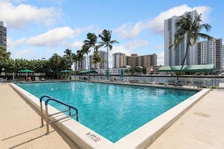 800 Parkview Dr Unit 207, Hallandale Beach, FL 33009