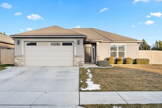 978 N Nevada St, Kennewick, WA 99336