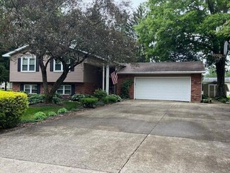 106 Meadow Way SW, Pataskala, OH 43062