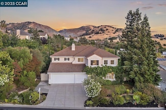 1008 Rolling Woods Way, Concord, CA 94521