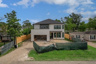 6510 Sivley St, Houston, TX 77055