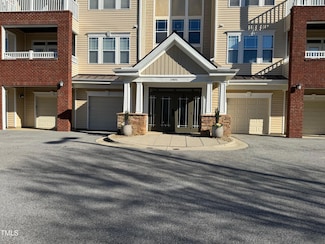 1401 Coopershill Dr Unit 300, Raleigh, NC 27604