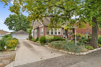 128 E Undercliff Ave, Pittsburgh, PA 15223