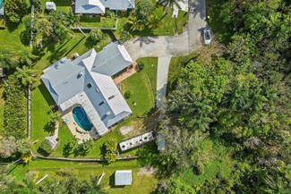 6807 SW Garnett Dr, Stuart, FL 34997