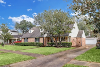 5319 Grape St, Houston, TX 77096