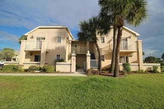 1618 SE Green Acres Cir Unit 202, Port Saint Lucie, FL 34952