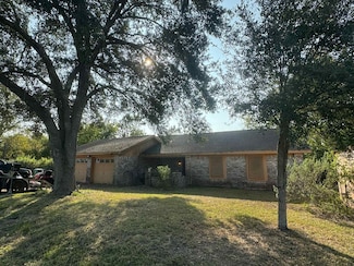 211 Avenue I, Alvin, TX 77511