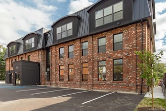 134-136 South Ave Unit 103, Poughkeepsie, NY 12601