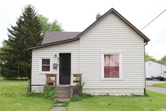417 N Jackson St, Rushville, IN 46173