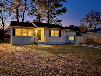 749 Holladay Ln, Virginia Beach, VA 23455