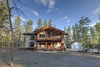 704 Sheafman Creek Rd, Hamilton, MT 59840