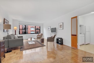301 E 64th St Unit 10C, New York, NY 10065