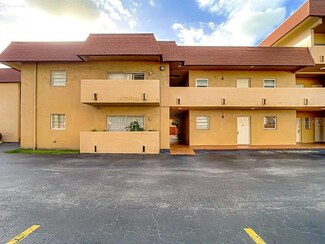 9952 SW 88th St Unit 312, Miami, FL 33176