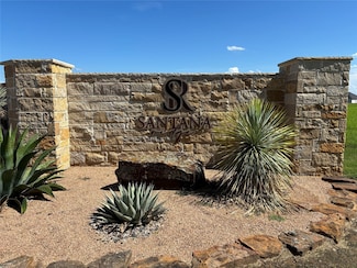 121 Dan Russell Bend, Weatherford, TX 76087