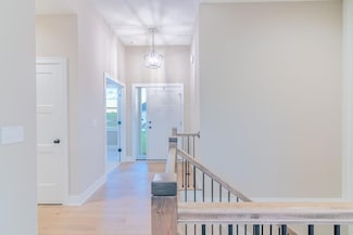 16729 Pinehurst Dr, Bonner Springs, KS 66012