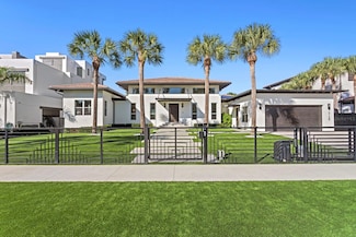 5129 W Neptune Way, Tampa, FL 33609