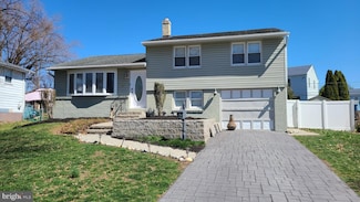 960 Dale Rd, Secane, PA 19018
