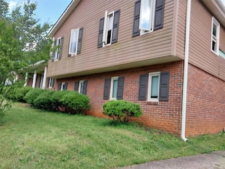1730 Cedar Grove Dr, Marietta, GA 30066
