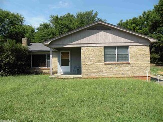 2704 S Broadway, Little Rock, AR 72206