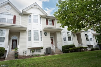 7 Cummington Ln, Flemington, NJ 08822
