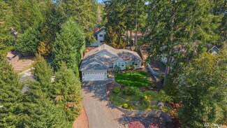 141 E Lake Forest Dr, Allyn, WA 98524