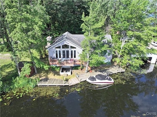 14 Renshaw Bay Rd, Sandy Creek, NY 13145