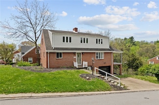 95 Colson Dr, Pittsburgh, PA 15236