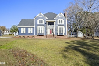 104 Goldleaf Ct, Angier, NC 27501