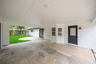 5903 Templegate Dr, Houston, TX 77066