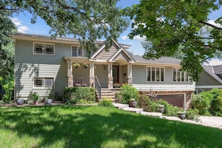 4011 Grimes Ave S, Edina, MN 55416
