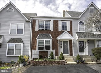 1417 Sentry Ln, Norristown, PA 19403