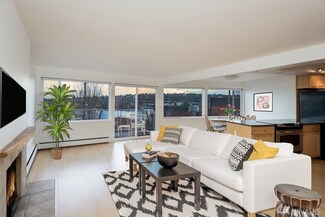 2012 Waverly Place N Unit 2, Seattle, WA 98109