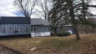 514 Us Route 2 W, Wilton, ME 04294