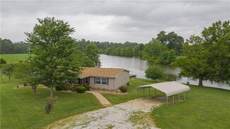 2377 E Bridgewater Rd, Scottsburg, IN 47170