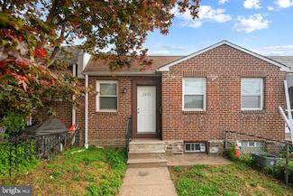 2425 S 57th St, Philadelphia, PA 19143