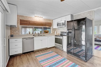 921 Laurel Cir, Sebastian, FL 32976