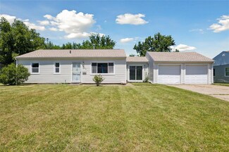 2424 8th Ave SW, Cedar Rapids, IA 52404
