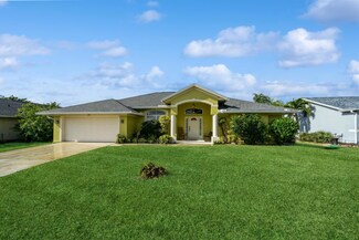 241 SW Dalton Cir, Port Saint Lucie, FL 34953
