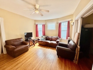 66 Roseland St Unit 1, Somerville, MA 02143