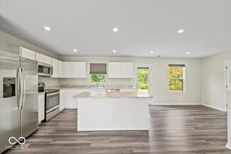 3068 E Thorpe St, Danville, IN 46122